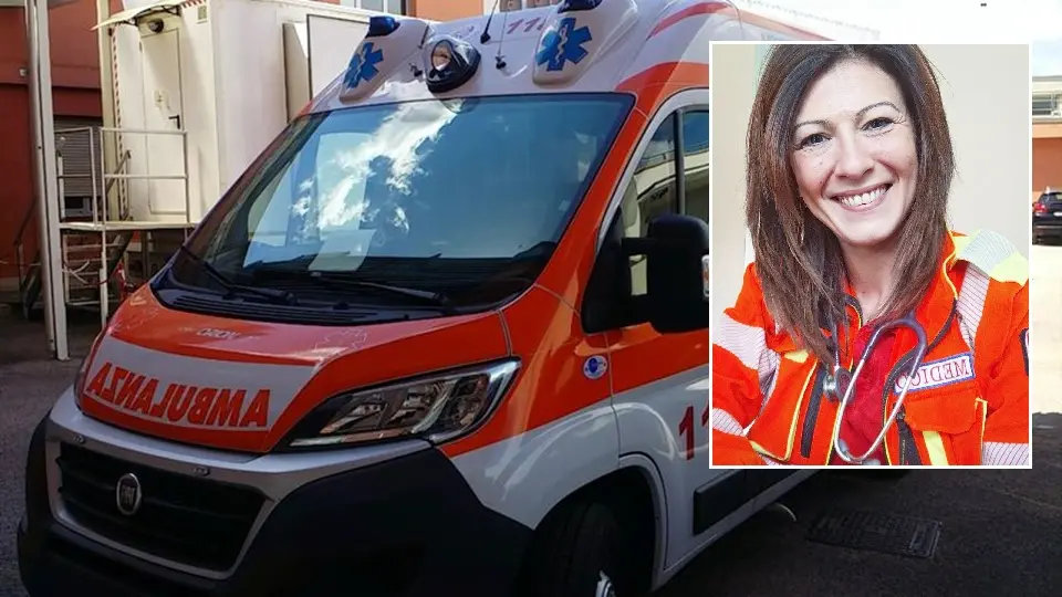 <p>Un'ambulanza del 118. Nel riquadro Alessia Piperno</p>\\n