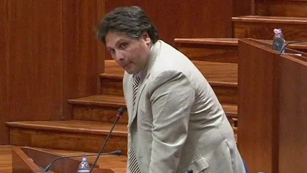 <p>Ferdinando Aiello</p>\\n