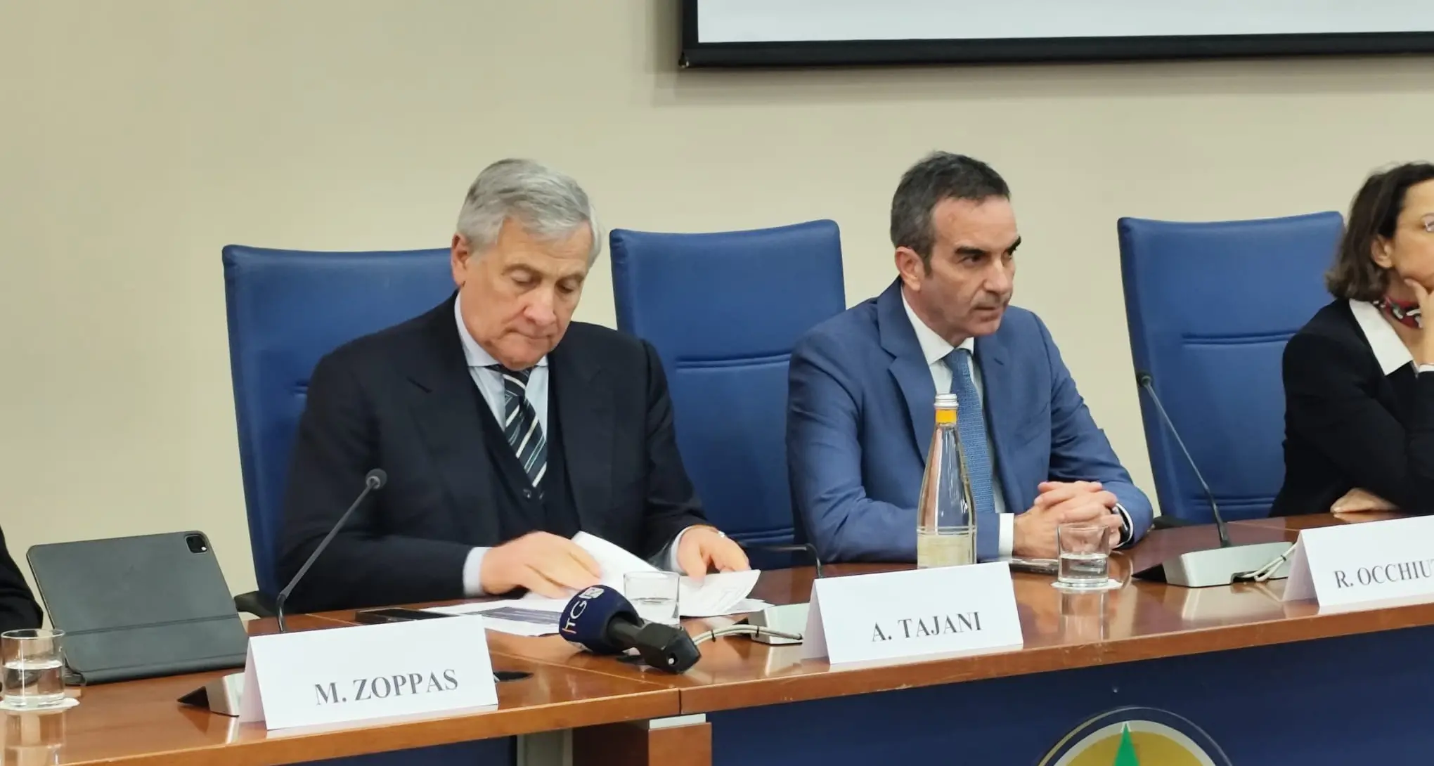 Reggio, Tajani incontra le imprese dopo il ciclone Harry per annunciare il piano d’azione del Governo: «Risposte date con tempestività»