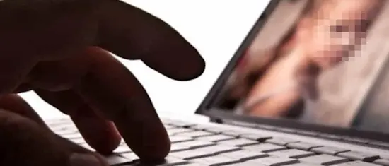 Orrore online,\u00A0anche in Calabria\u00A0“clienti” di abusi su minori in diretta: «Catalogo di bambini tra 6 e 14 anni sul dark web»\n