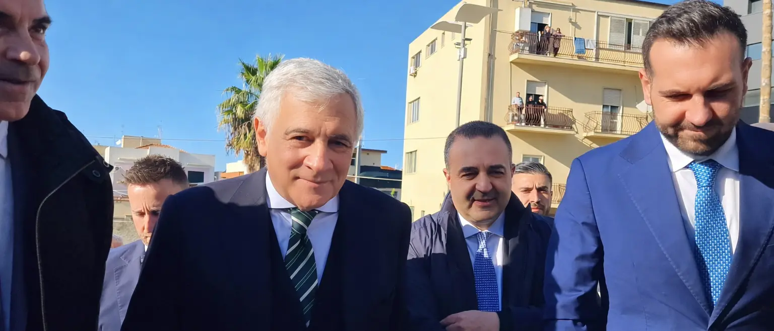 Tajani a Reggio Calabria, Cirillo: «Confronto tra istituzioni e imprese per ripartire»\n\u00A0\n