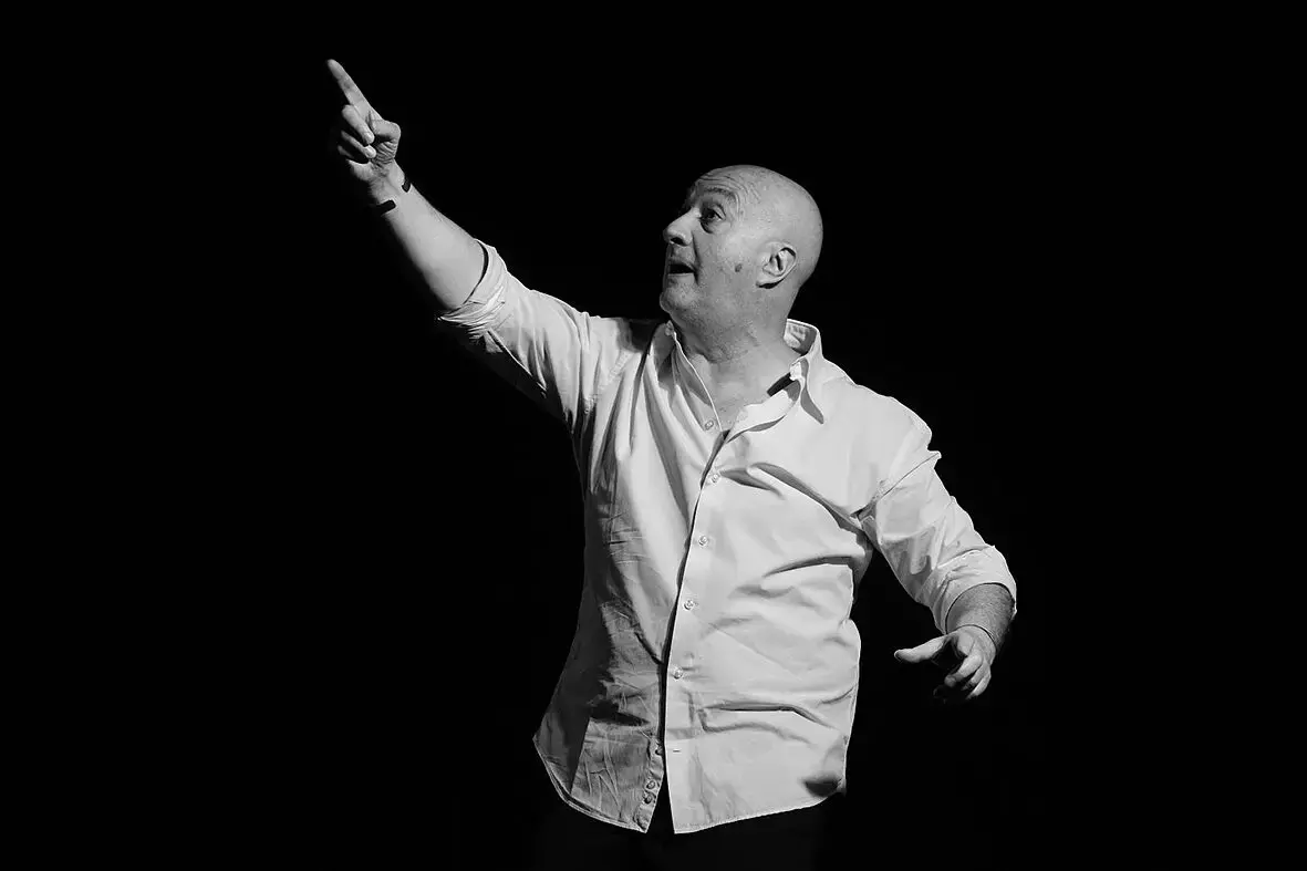 Teatro Rossosimona inaugura la stagione al Piccolo Teatro Unical\n