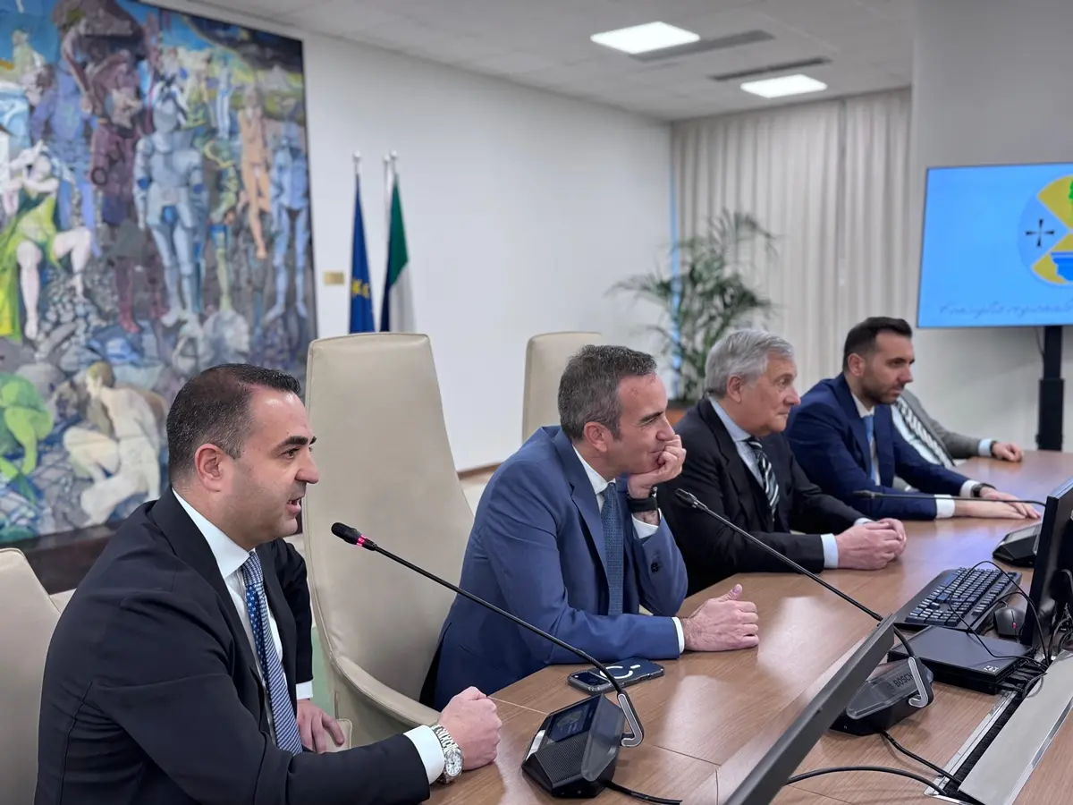 Tajani a Reggio, Cannizzaro: «300 milioni di euro di risorse economiche.\u00A0Come promesso nessuno è lasciato solo»\n