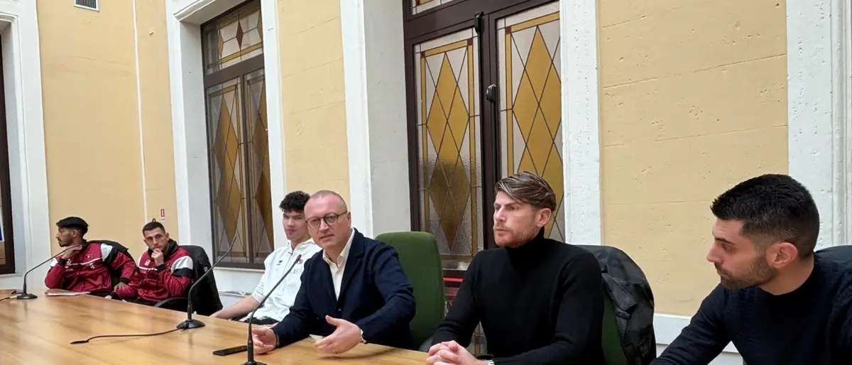 Il sindaco metropolitano ff Carmelo Versace\u00A0incontra una delegazione\u00A0dell’Ite Piria-Ferraris-Da Empoli\n