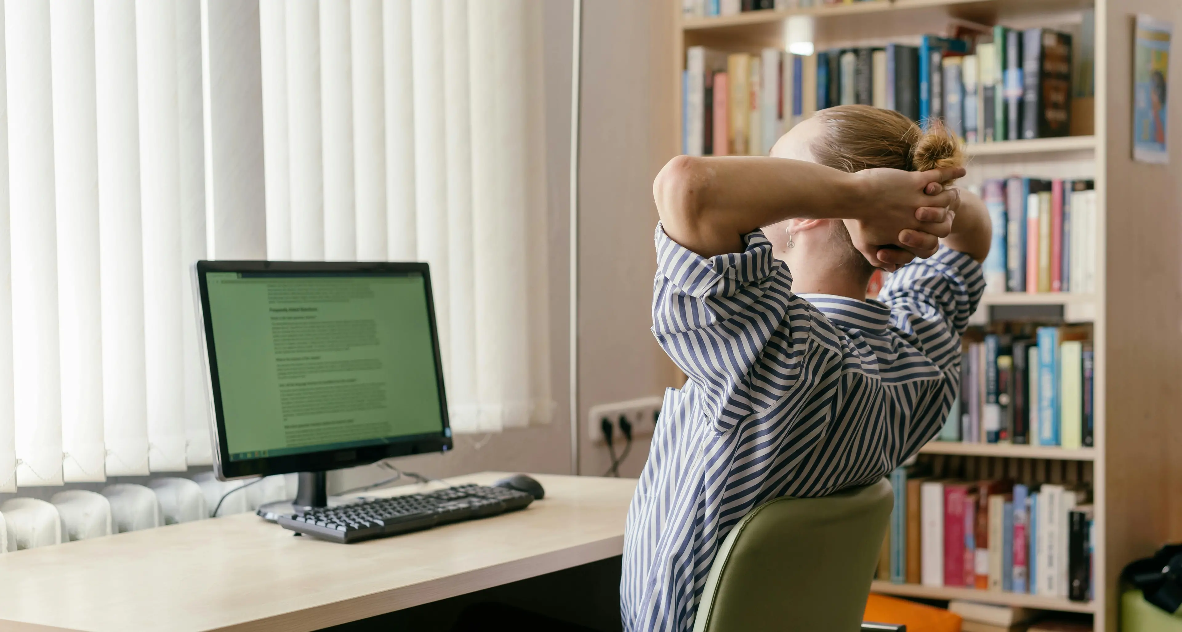 Esperto di tutto, dal rischio amianto agli uccelli dell’Angitola: ma il super consulente lavorava in un'agenzia funebre\n