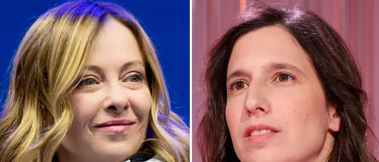 Mentre il mondo brucia davvero, l’opposizione si mette l’elmetto di cartone: Schlein “sfida” Meloni sul Signore degli Anelli\n