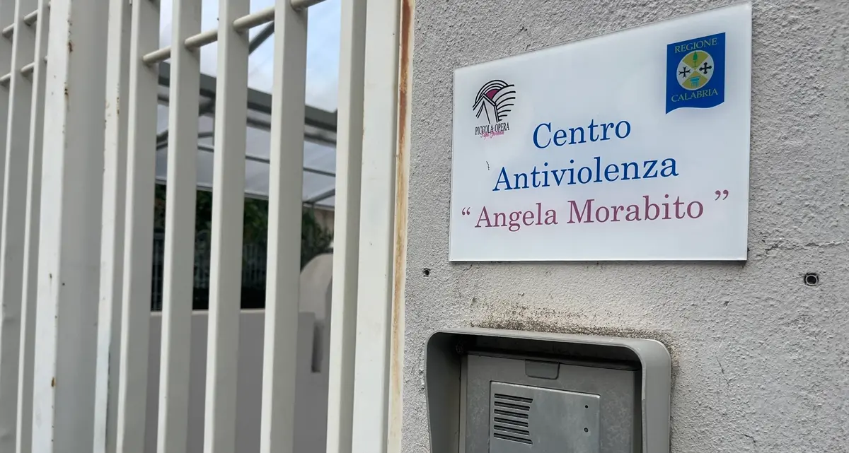 Accanto alle vittime,\u00A0Mallamaci: «A\u00A0Reggio ancora tanto sommerso ma sempre più donne straniere ci chiedono aiuto»\n