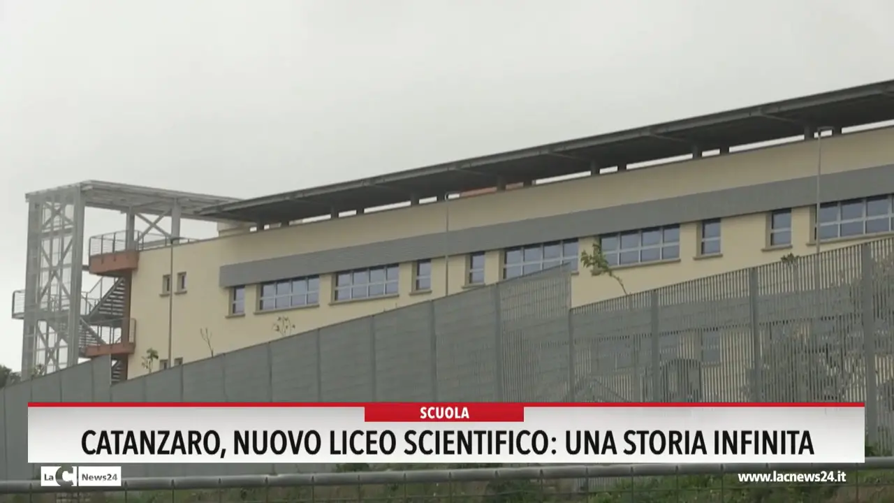 Catanzaro, nuovo liceo scintifico: una storia infinita
