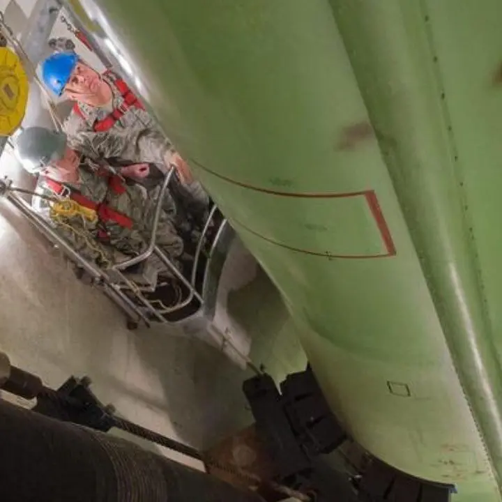 Scade il New Start, l’ultimo argine sul nucleare: Mosca parla di “nuova realtà” e il mondo non ha più garanzie\n