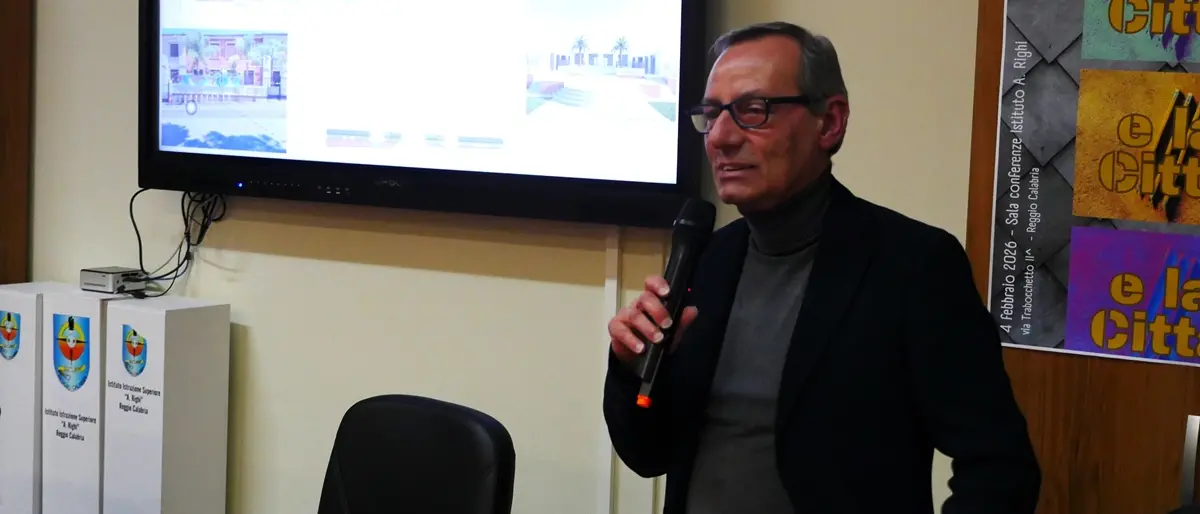 A Reggio “La Comunità e la Città”, il sindaco ff Battaglia incontra gli studenti del Righi\n