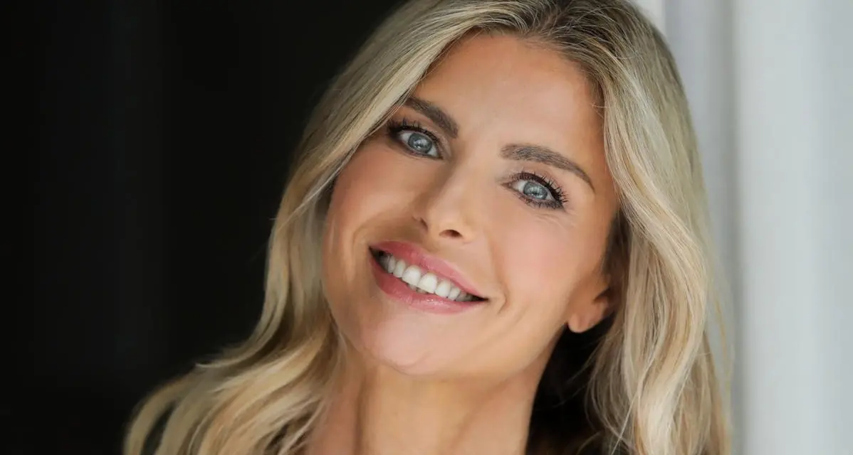 A Morano arriva Martina Colombari con “Venerdì 13”: al via il nuovo appuntamento del Pollino in Ribalta Festival\n