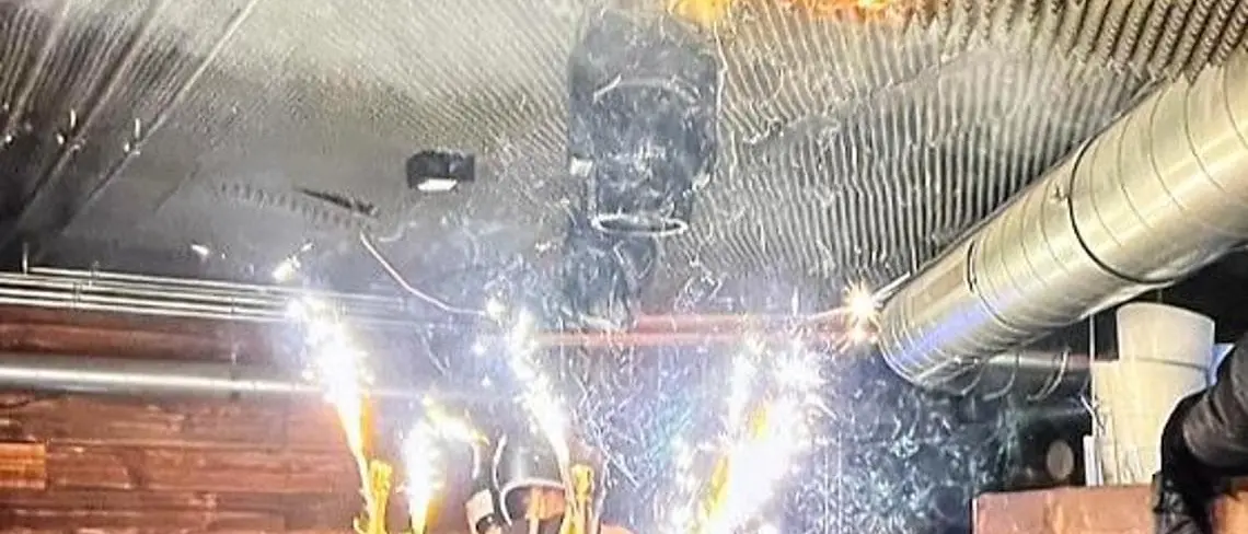 Sant’Onofrio, Il Comune vieta fiamme libere e fuochi pirotecnici nei locali dopo la strage di Crans-Montana\n