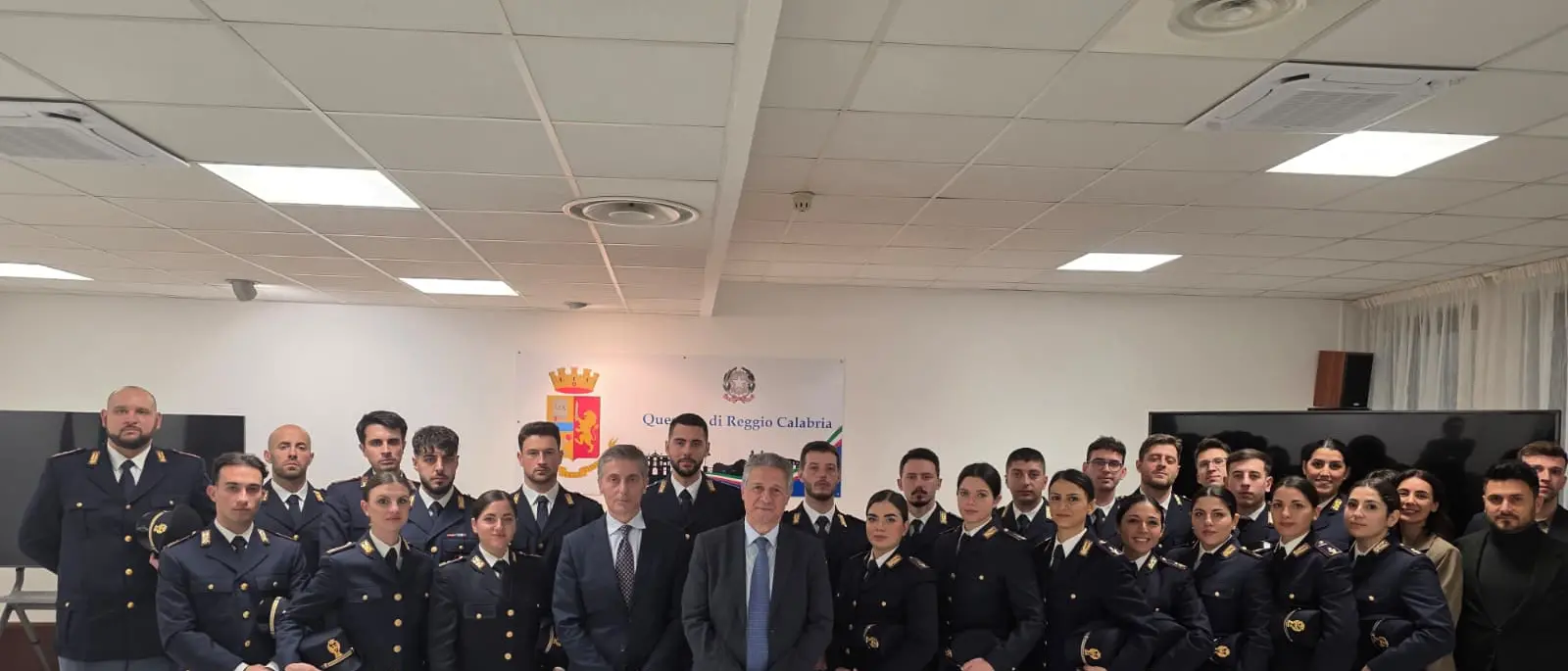 Nuovi rinforzi alla Questura di Reggio: trenta Vice Ispettori rafforzano l’organico e i presìdi sul territorio\n