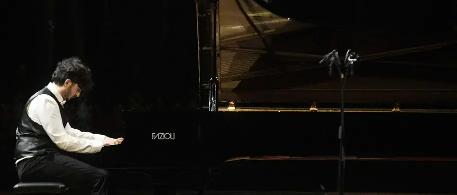 La città della musica: a Corigliano Rossano il talento di Flavio Tozzi inaugura la ventunesima edizione della rassegna\n