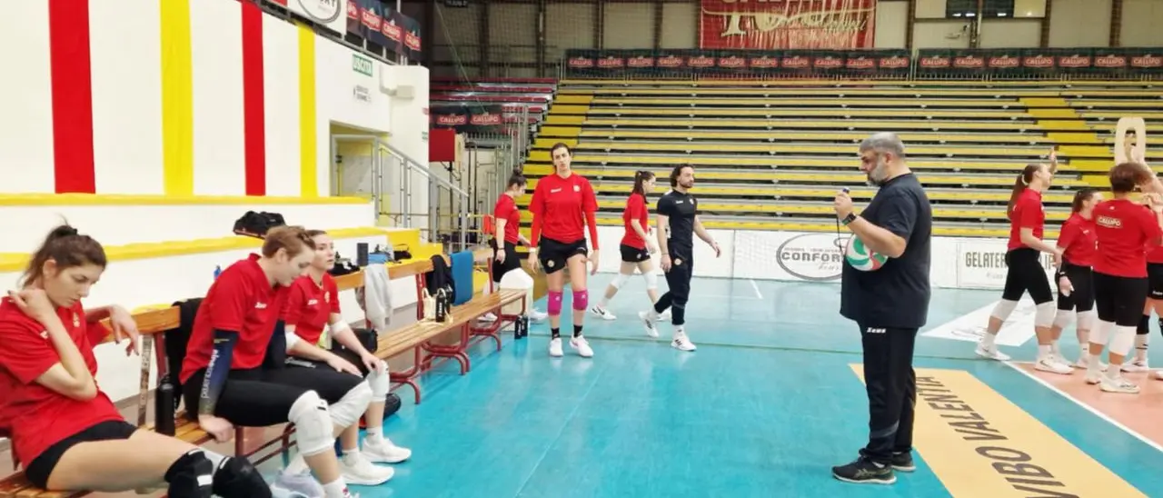 Tonno Callipo femminile: l’obiettivo è difendere il primato. Saja: «Fiducia per tutte le competizioni»\n