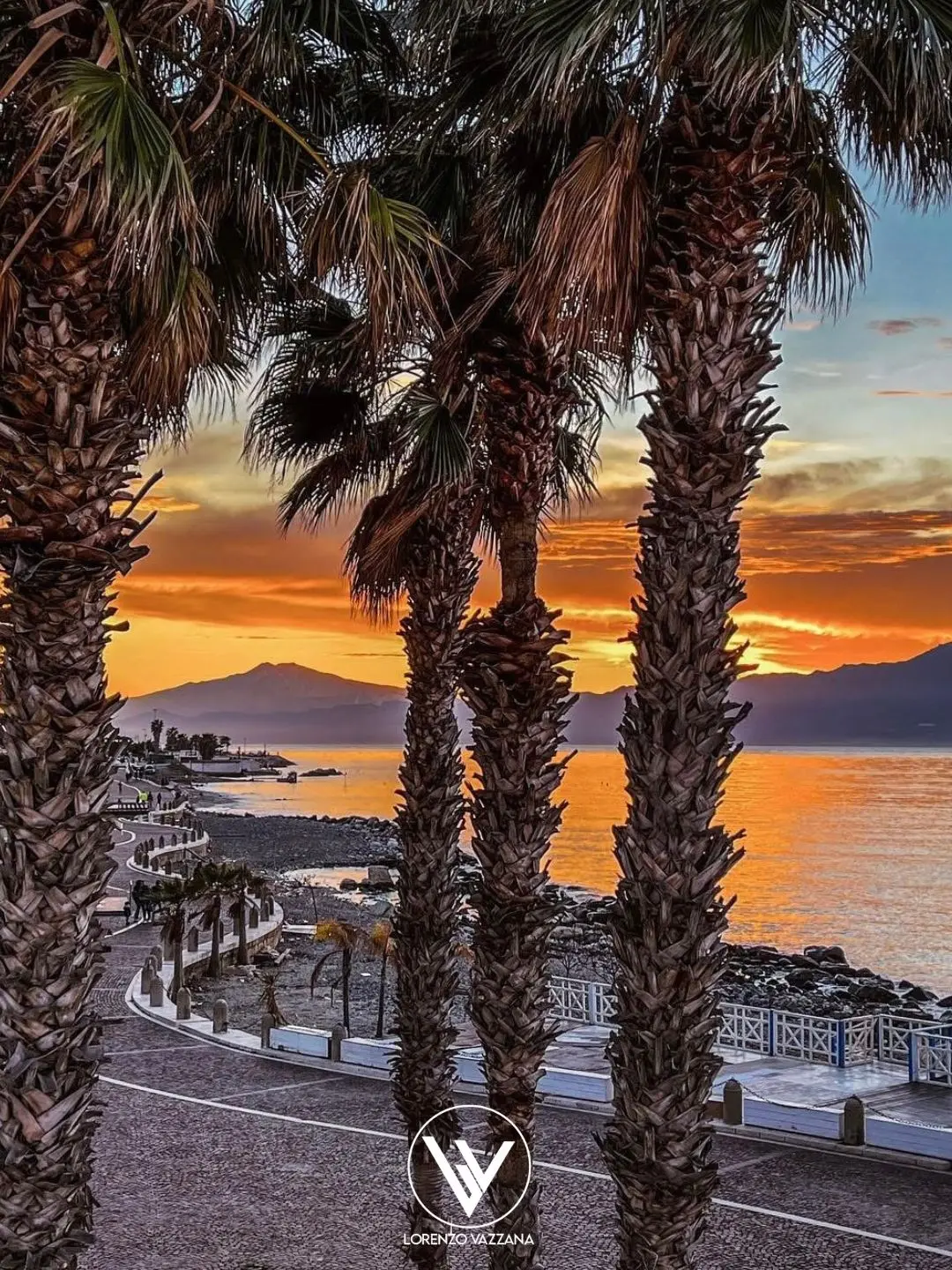 Quando l’Etna sussurra al tramonto