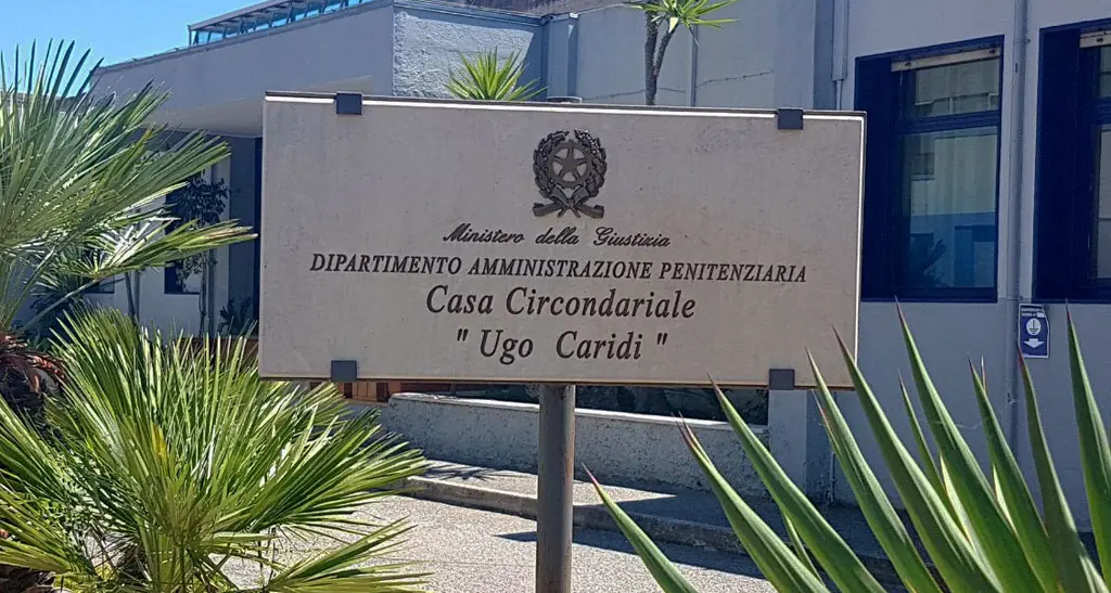 Trasferito a Catanzaro l’indagato per l’uccisione di Mansif Youness: disposta la perizia psichiatrica\n