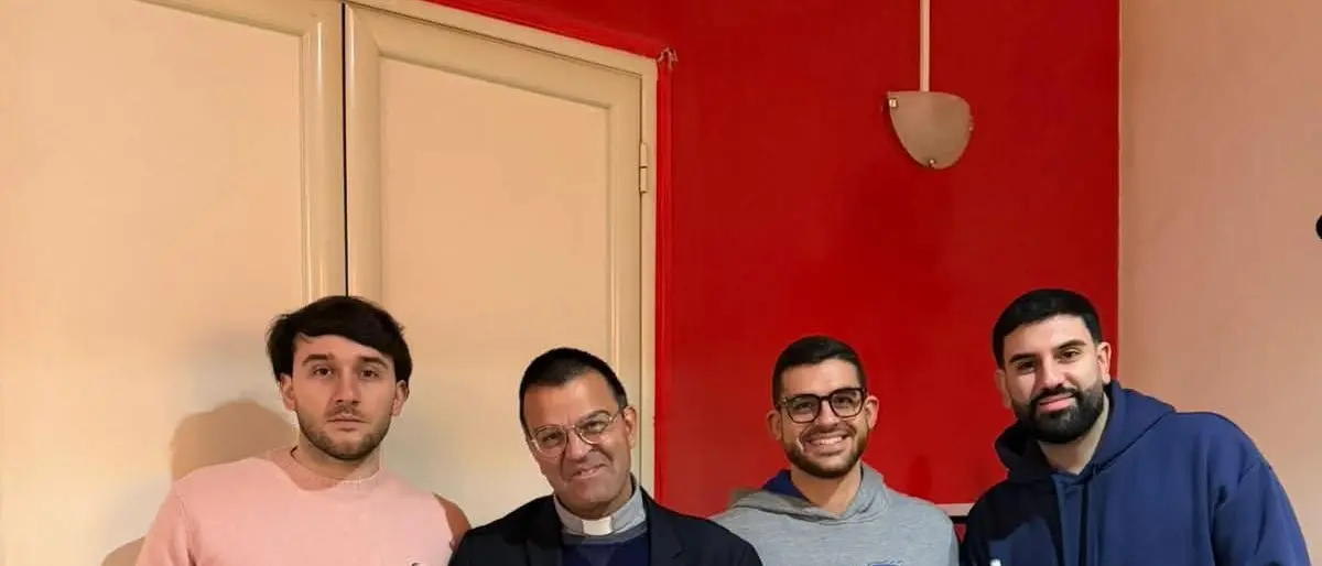 Don Giovanni Zampaglione e la missione digitale tra fede, social e silenzio: quando la speranza conta più dei follower\n