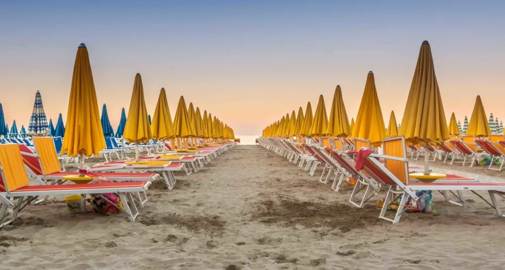 Concessioni balneari, Talerico: «proroga garantita per la stagione 2026, in arrivo il bando-tipo nazionale per le nuove gare»\n