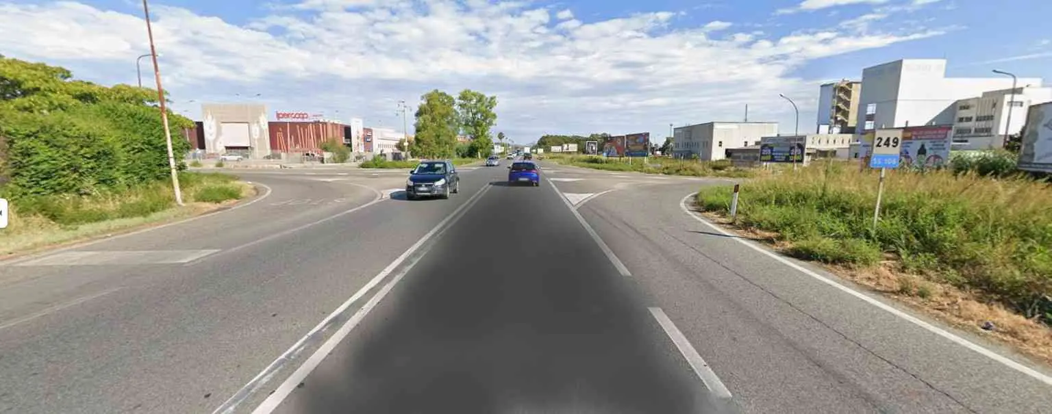 Ss 106, vicino al centro commerciale Le Spighe a Crotone arriva la rotatoria: Anas consegna i lavori\n