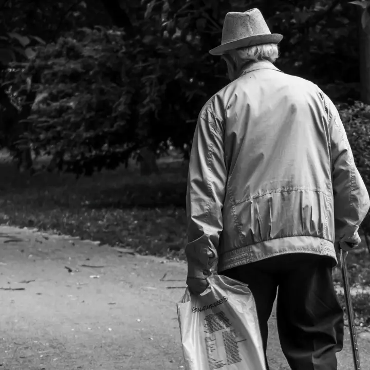 In Calabria le pensioni più basse, l’allarme di Uil: «Anziani riducono i consumi e la qualità della vita peggiora»\n