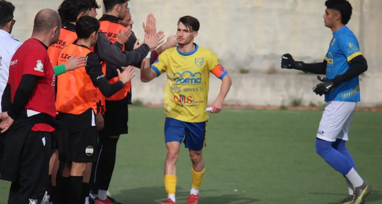 Promozione B, Melito 2026 a punteggio pieno e zero gol subiti. Squillace: «Da play out a salvezza diretta»\n