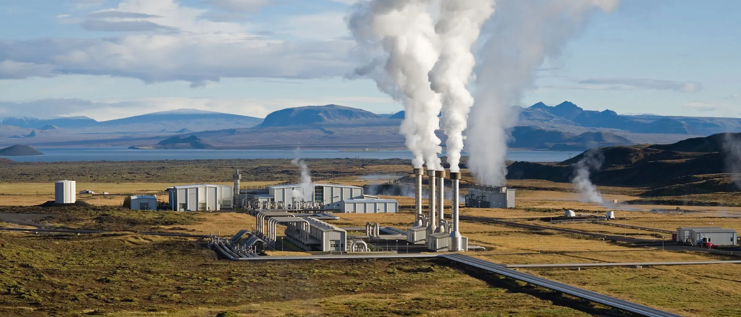 Sotto le nostre città scorre l’energia del futuro:\u00A0la geotermia invisibile come infrastruttura sostenibile del bel paese\n