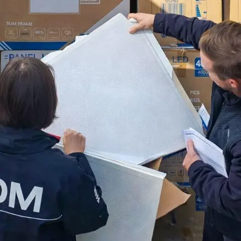 Gioia Tauro, maxi sequestro di pannelli led contraffatti: sigilli ad oltre 3mila prodotti. Denunciato importatore\n