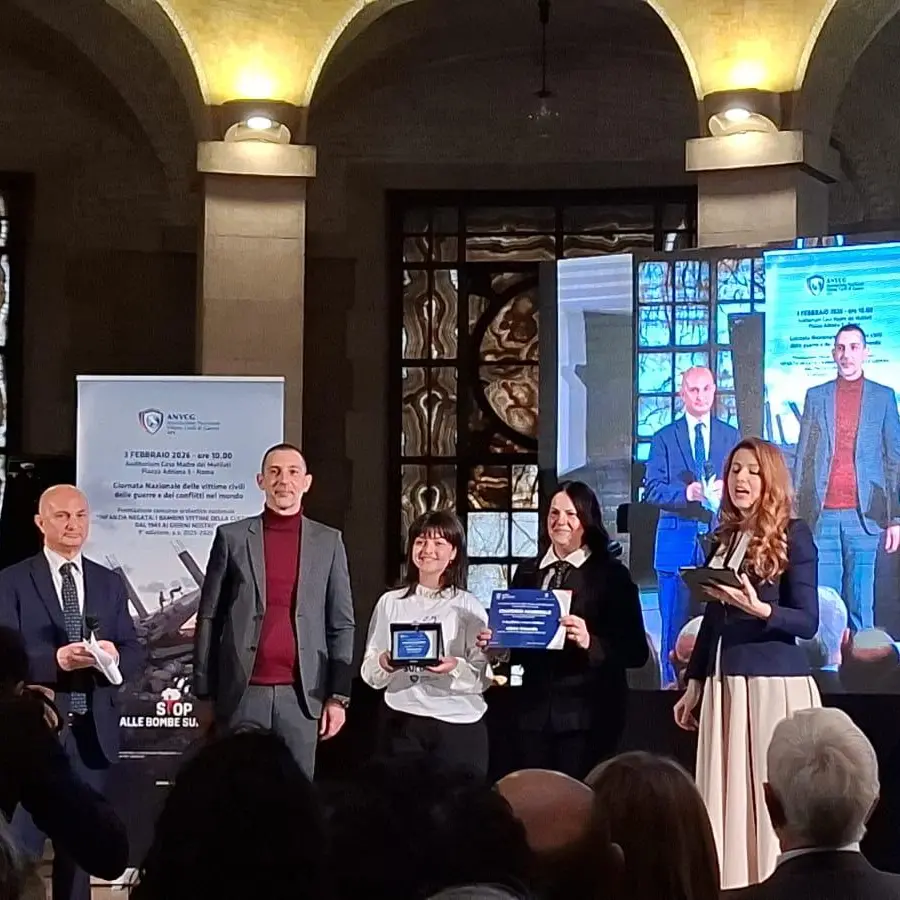 Infanzia negata, studentessa di Lamezia Terme premiata a Roma: Antonella Adamo terza nel concorso promosso dall’ANVCG\u00A0\n