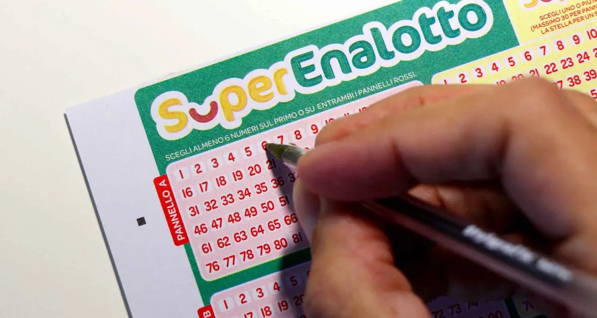 A Luzzi centrato un “5” da oltre 20mila euro al SuperEnalotto\n