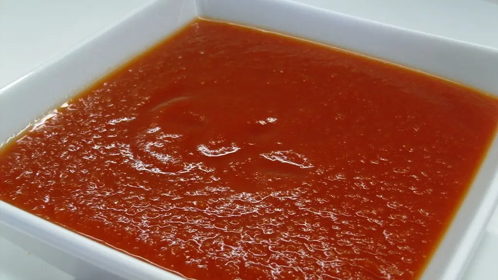 Passata di pomodoro cinese venduta come italiana, la protesta di Coldiretti Calabria: «Un danno per i nostri agricoltori»