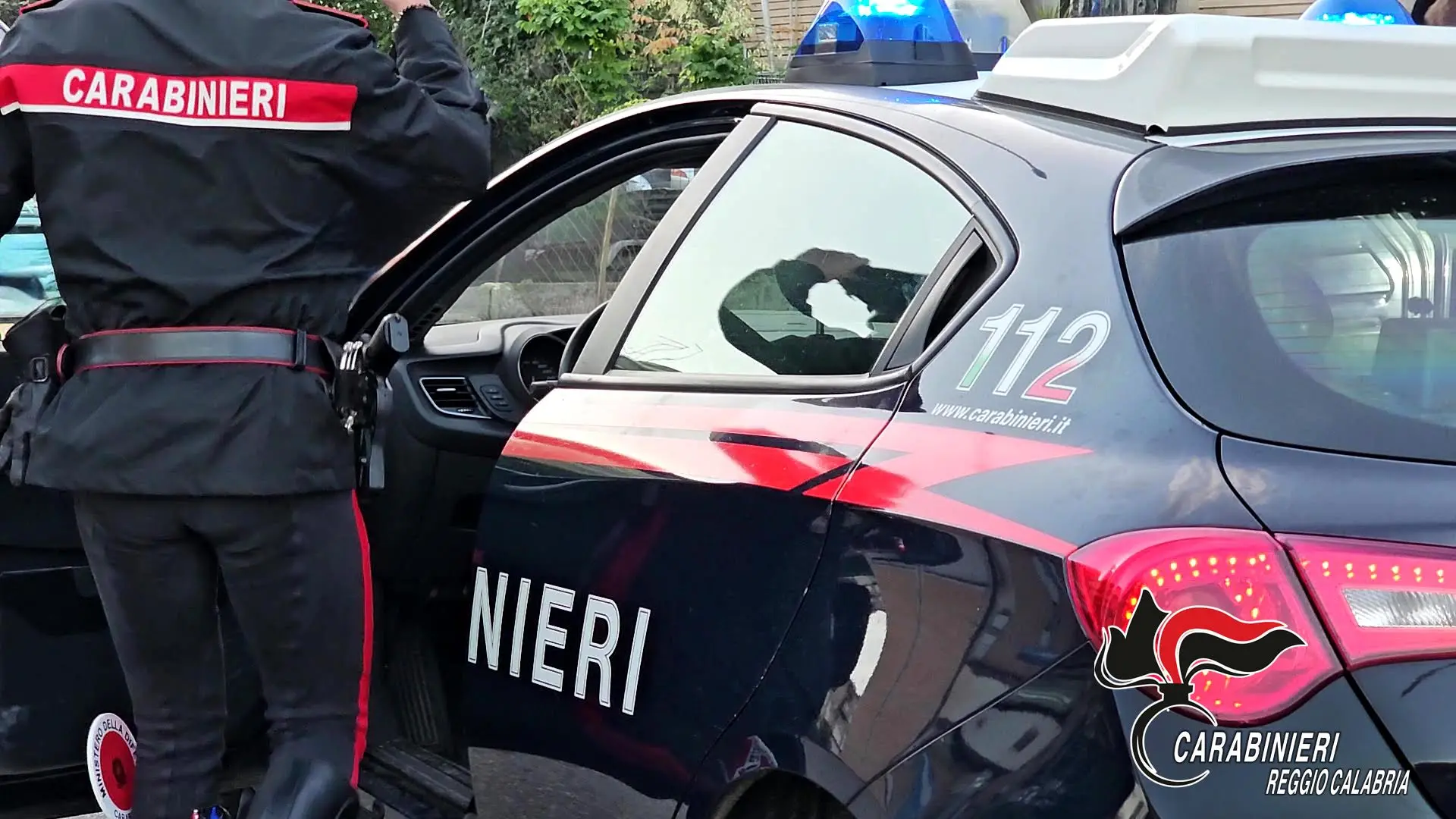 Cataforio, evade dai domiciliari e tenta la fuga all’alt dei carabinieri:\u00A0arrestato dopo l’inseguimento\n