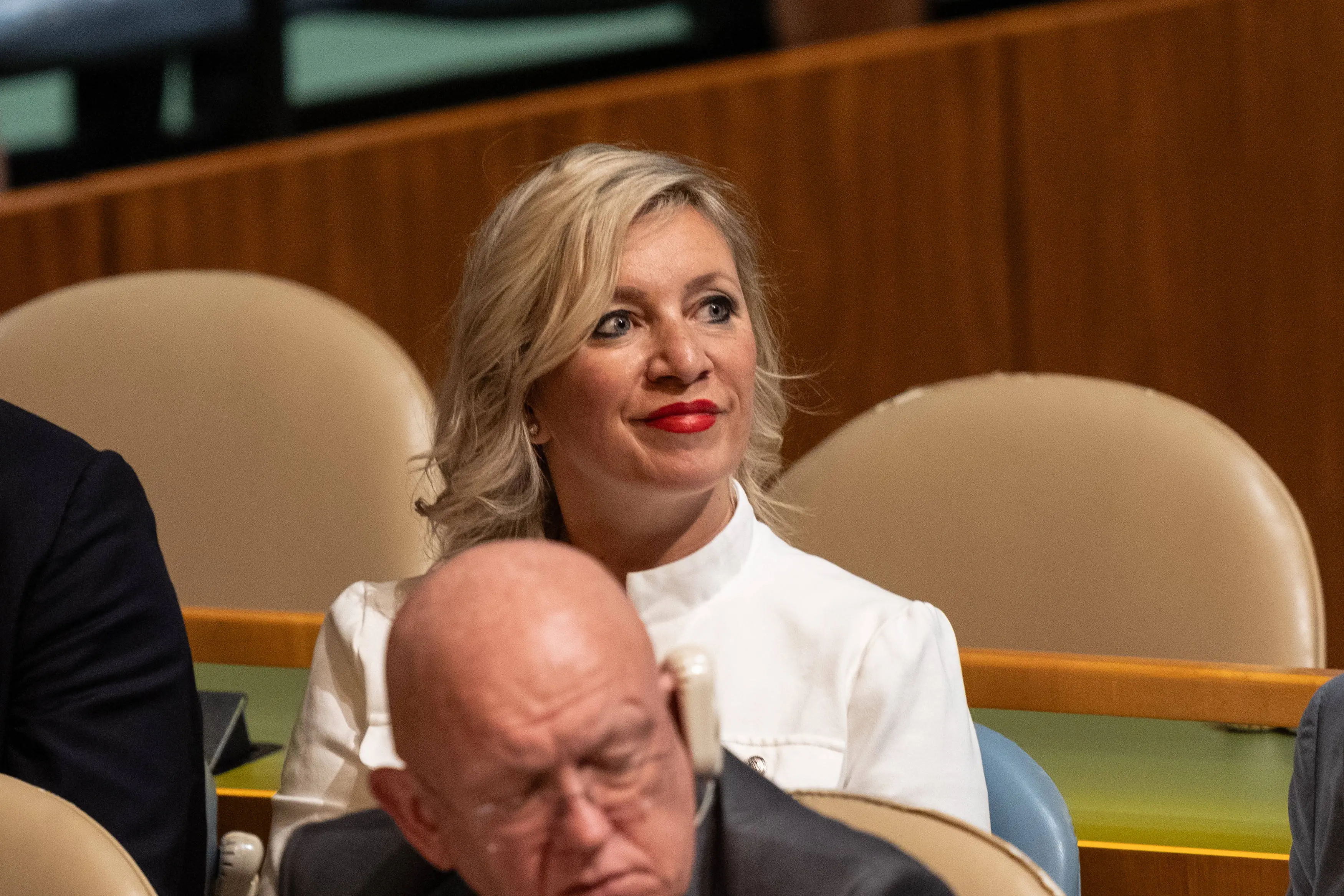 Zakharova si copre di ridicolo: accusa l’Italia, ma gli hacker filorussi firmano l’attacco alle Olimpiadi con tanto di bandierina\n
