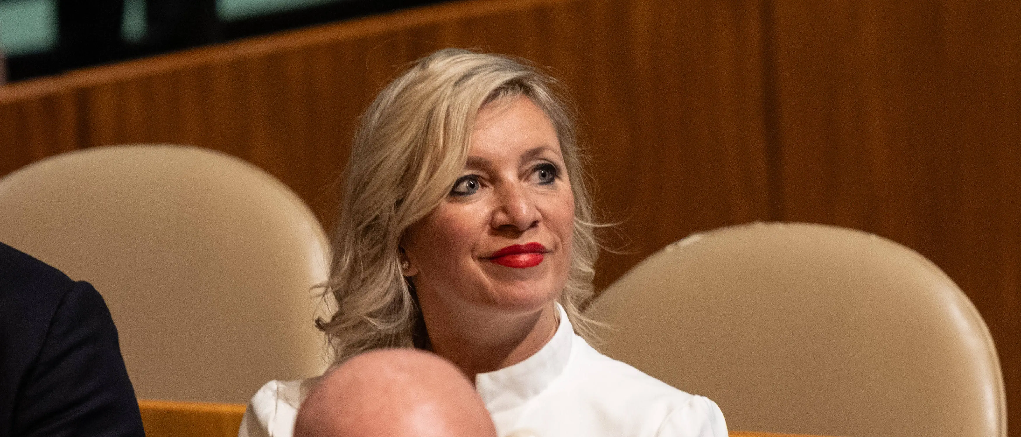 Zakharova si copre di ridicolo: accusa l’Italia, ma gli hacker filorussi firmano l’attacco alle Olimpiadi con tanto di bandierina\n