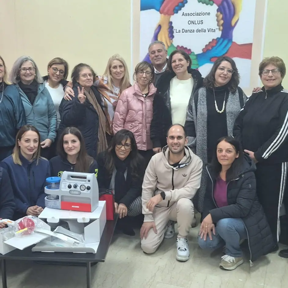 Cure palliative e solidarietà: a Palmi la consegna di un aspiratore elettrico all’équipe domiciliare dell’Asp\u00A0di Reggio\n