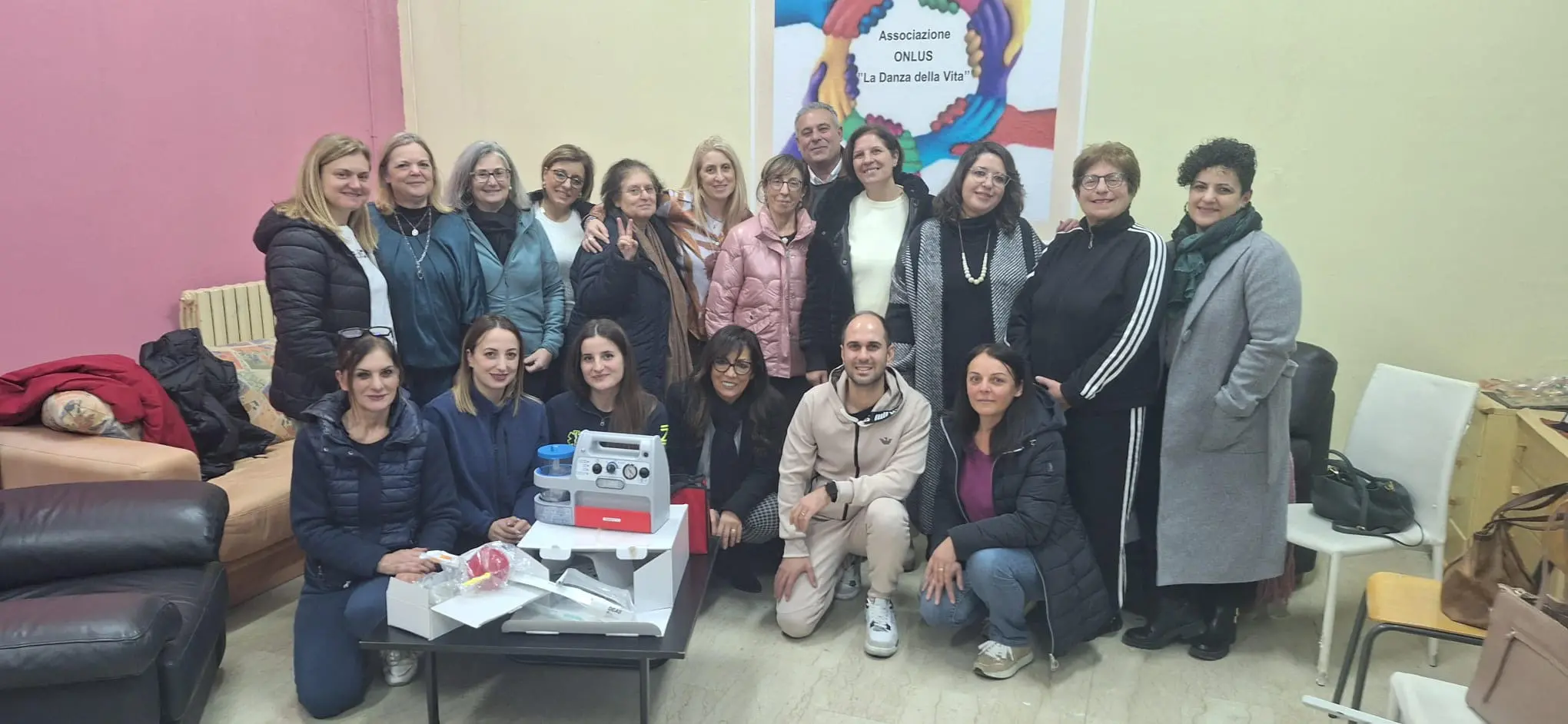 Cure palliative e solidarietà: a Palmi la consegna di un aspiratore elettrico all’équipe domiciliare dell’Asp\u00A0di Reggio\n