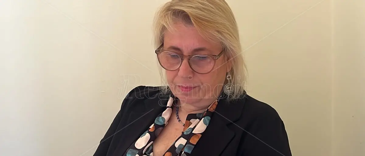 Reggio Calabria, le accuse alla psicologa “abusiva”: «Si è arricchita su pazienti fragili senza pensare alle conseguenze»\n