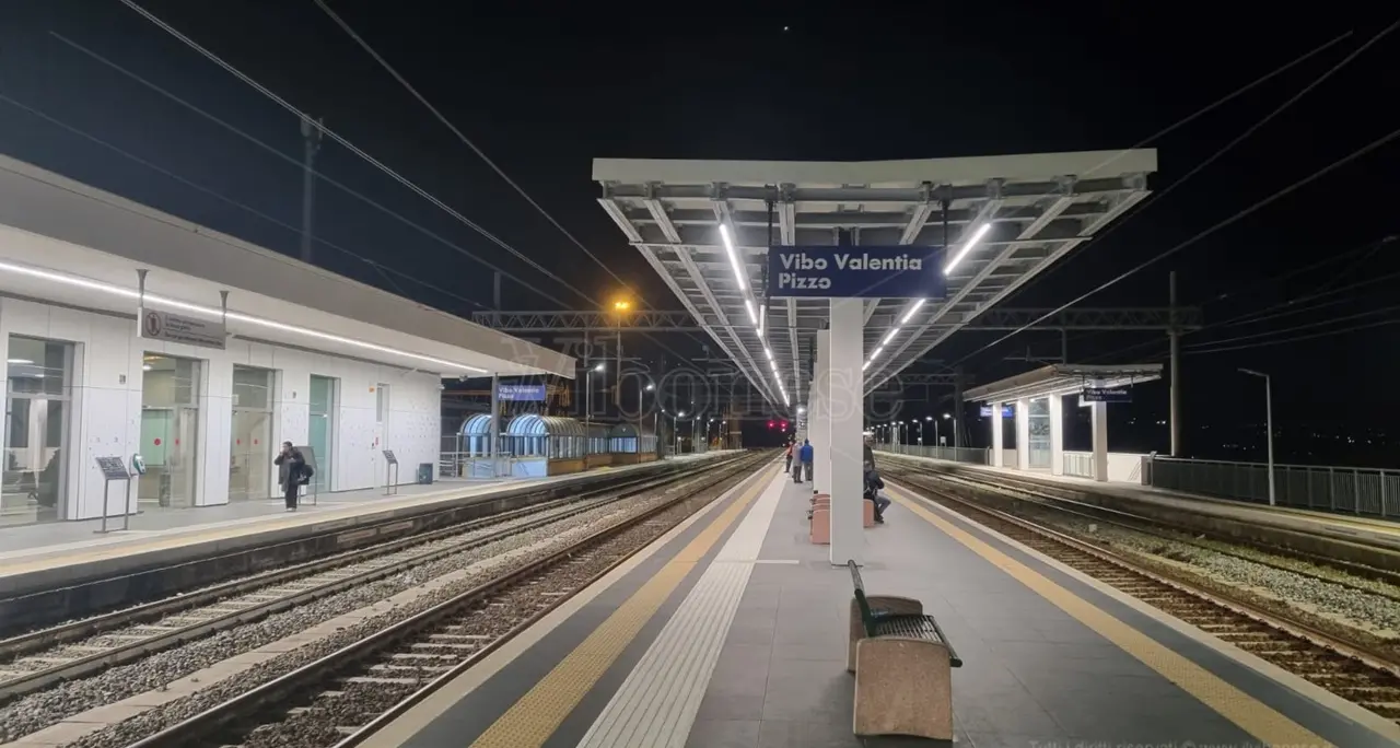 Lavori sulla linea tirrenica: dall’8 febbraio modifiche alla circolazione dei treni in Calabria –\u00A0I DETTAGLI