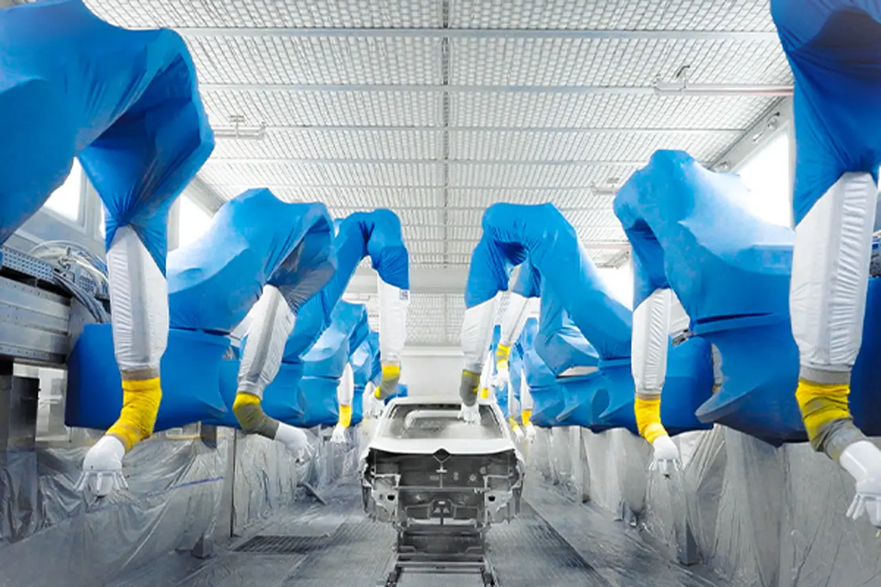 Stellantis sterza sull’elettrico: 22 miliardi di oneri nel 2025, perdita fino a 21 miliardi, stop al dividendo nel 2026 e titolo travolto in Borsa\n