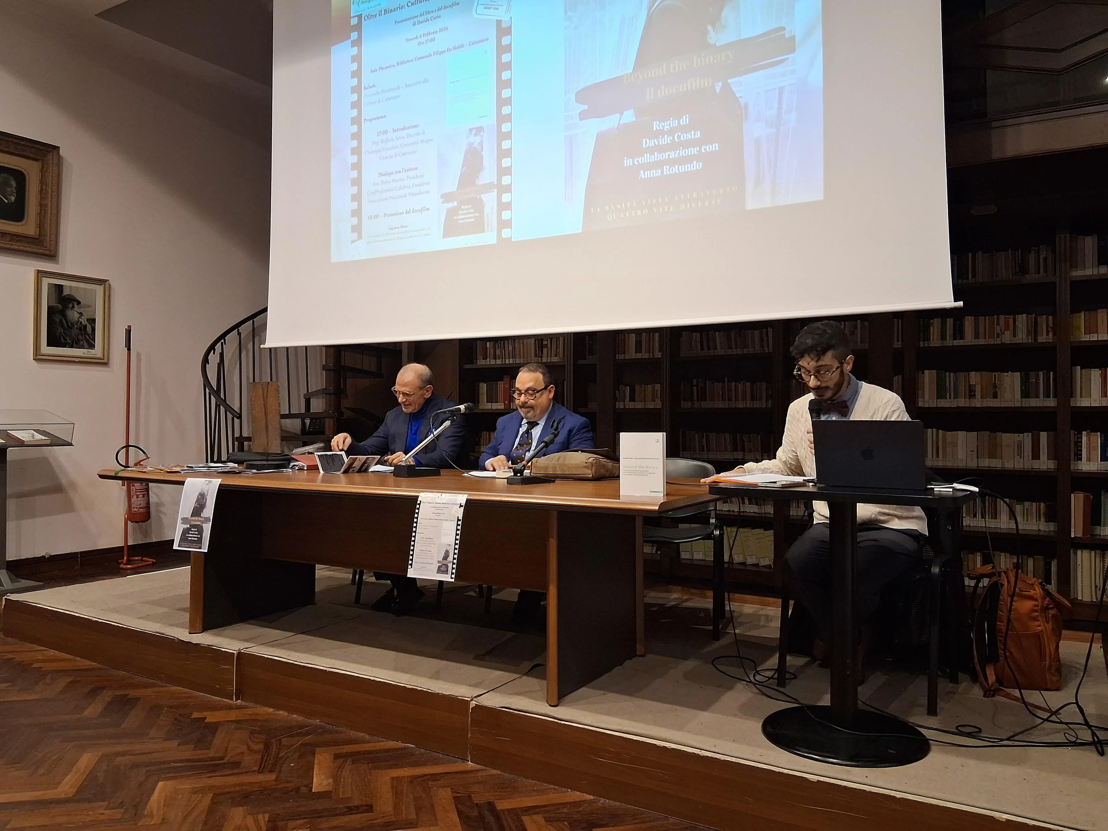 Oltre i confini del genere: a Catanzaro scienza e diritti si incontrano con \"Beyond the Binary\"\n