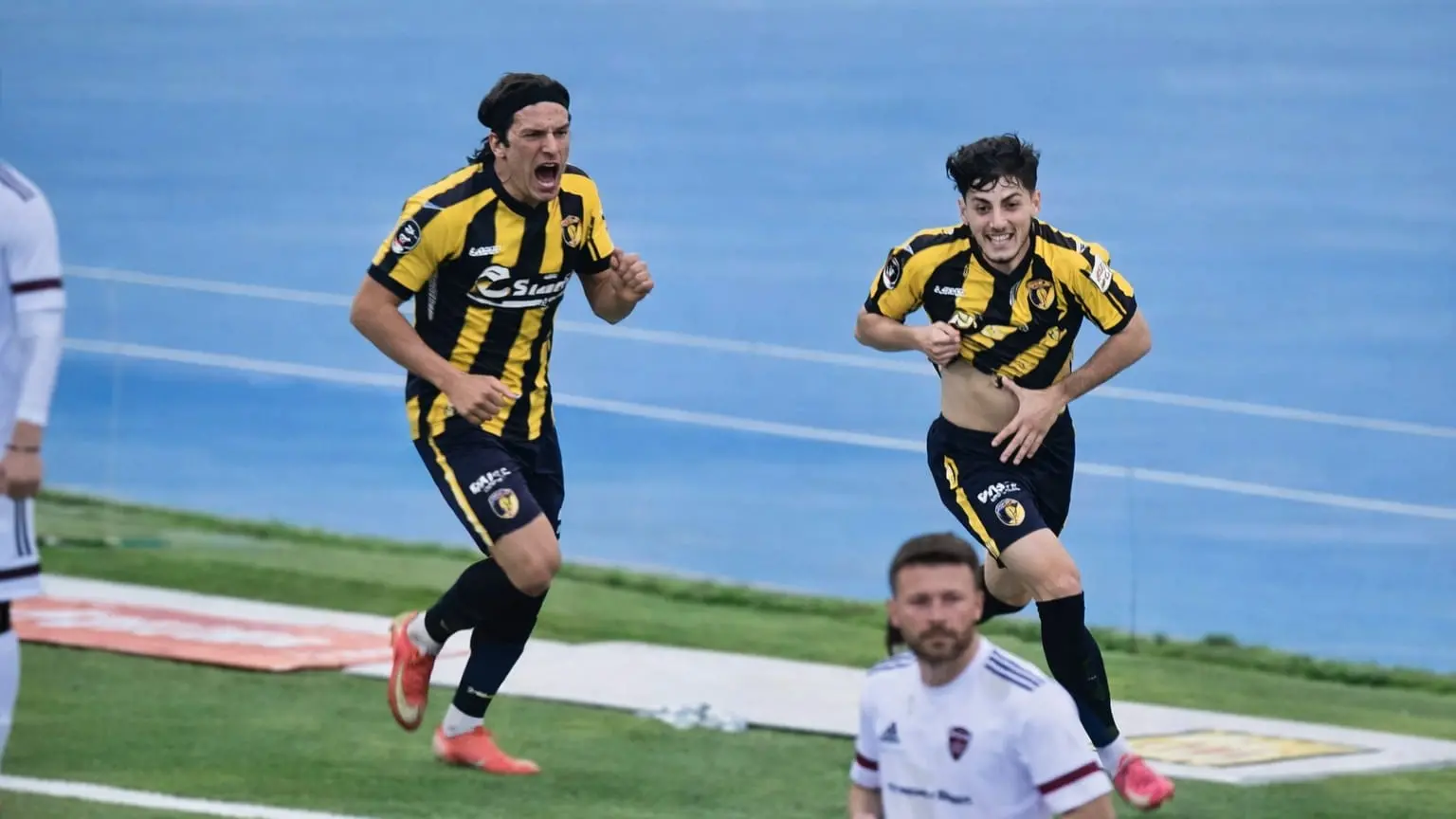 Marchisano festeggia la rete del vantaggio