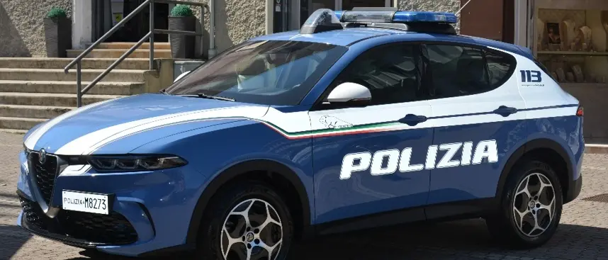 Isola Capo Rizzuto, prestava soldi ai clienti e annotava su un quaderno: denunciato il titolare di un centro scommesse