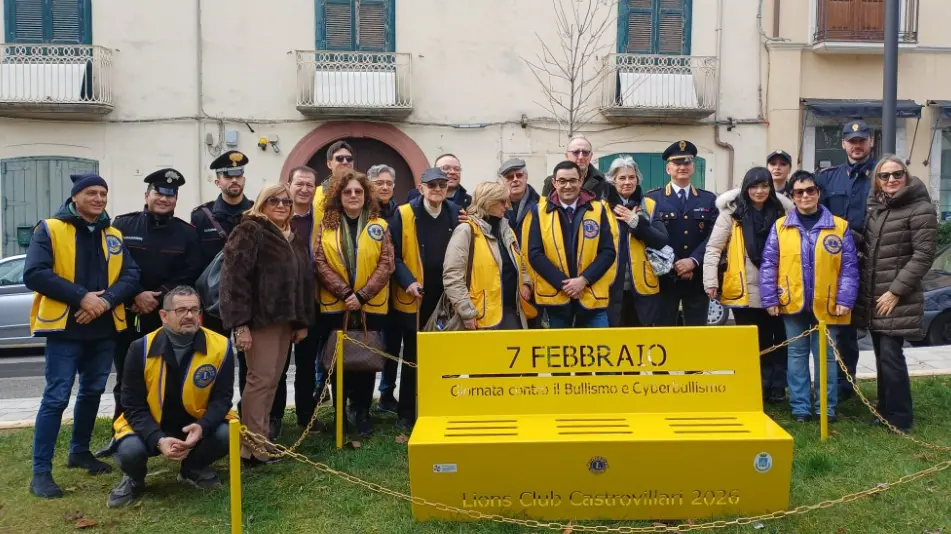 Un momento della cerimonia (foto di De Gaio Anna condivisa sui social dal Lions Castrovillari)