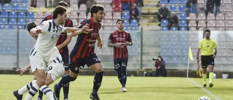 Musso su rigore concede al Crotone il poker di vittorie consecutive: AtalantaU23 battuta per 1-0\n