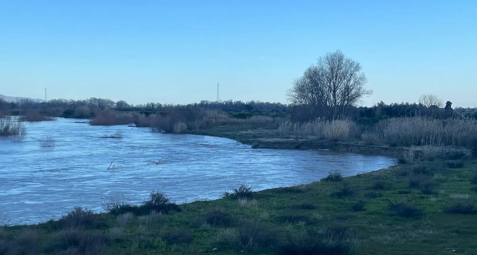 Il Crati sale ma le promesse restano ferme. Il sindaco di Corigliano Rossano alza la voce\n