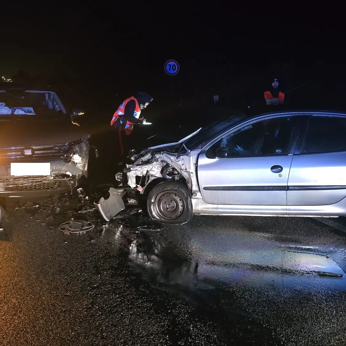 Scalea, nella notte ancora un drammatico incidente sulla Ss18: diversi i feriti\n