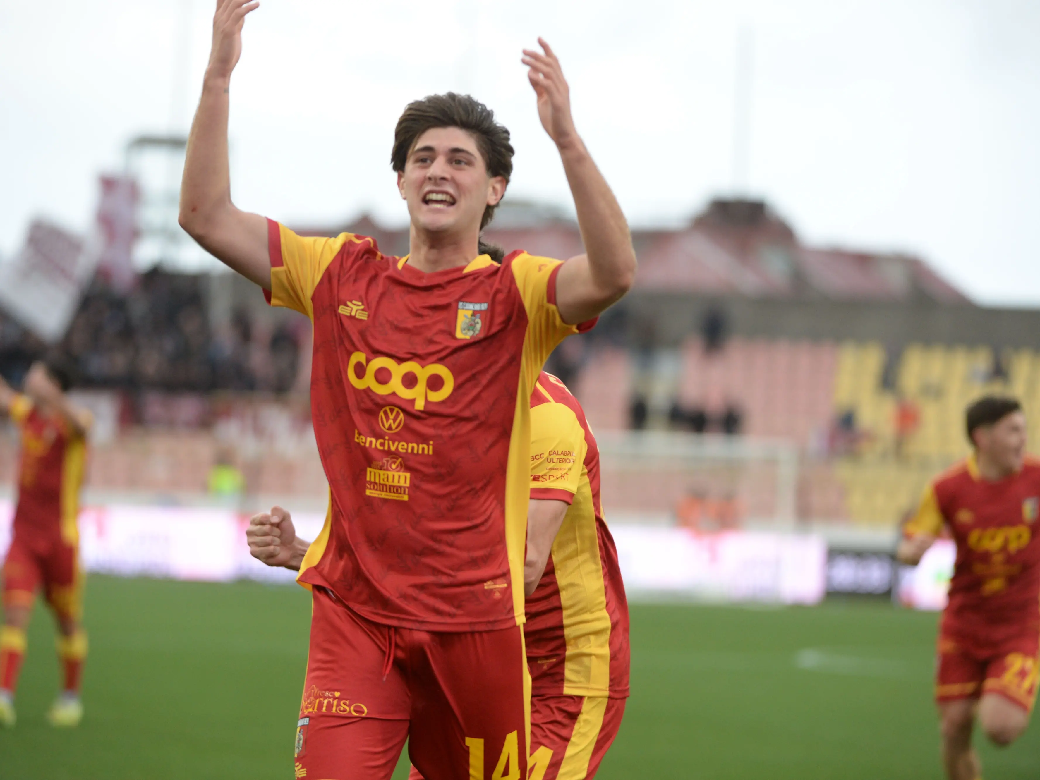 Dalle giovanili del Milan al Catanzaro, Liberali firma il suo primo gol in giallorosso e si prende il cuore dei tifosi