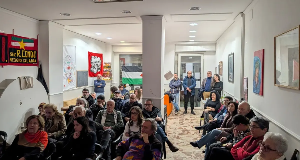 «Sono israeliano ma sto con i palestinesi»: Guy racconta a Reggio la sua scelta di stare dall'altra parte della Storia