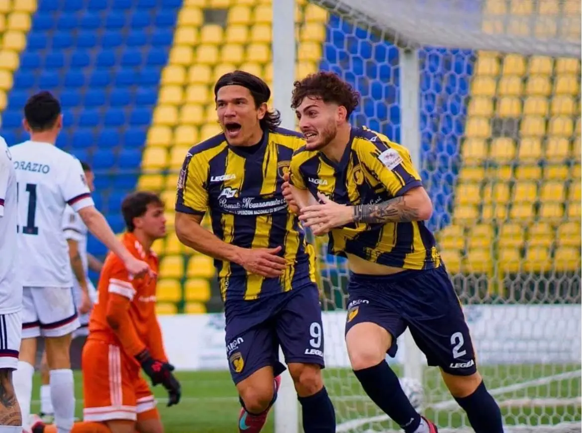 Cosenza, la tenuta difensiva è problematica: i dati sui clean sheet allarmanti\n