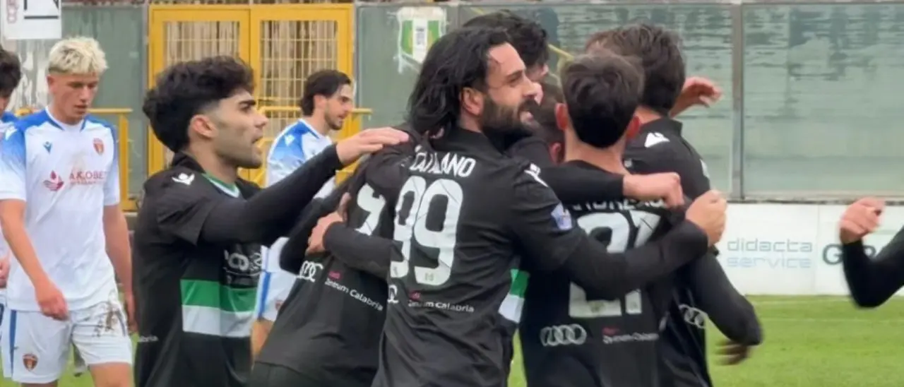 Serie D, la domenica delle calabresi: la Reggina vede la vetta. Straripante Vigor Lamezia contro\u00A0il Paternò\n